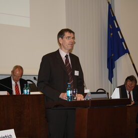 Ulrich Aengenvoort 2011 auf der Mitgliederversammlung des DVV in Wiesbaden.