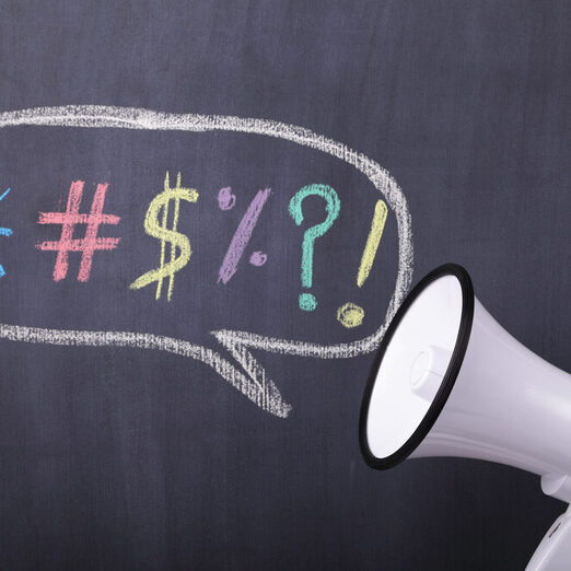 Megafon und zusammenhanglose Satzzeichen