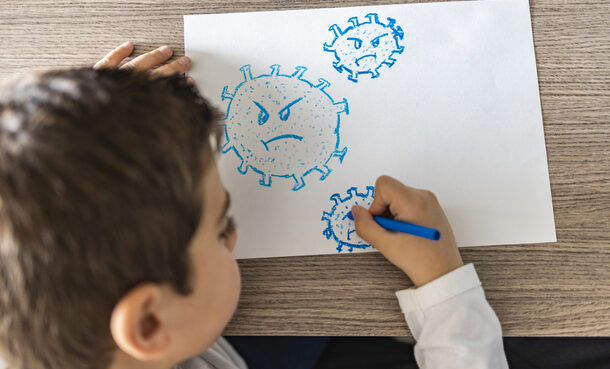 Kind malt Coronavirus