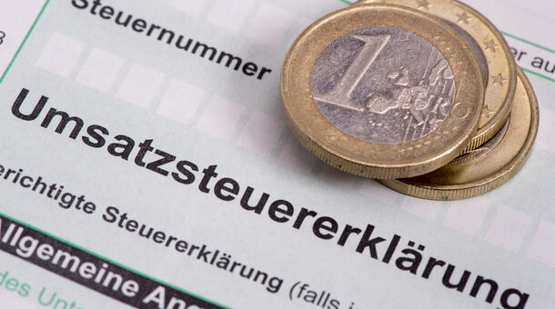 Make filling in German tax form for sales tax VAT